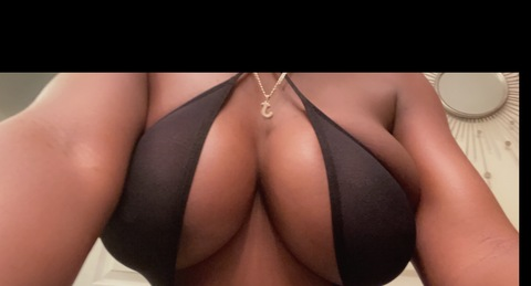View bm.coochi (Bm.Coochi) OnlyFans 1 Photos and 19 Videos for free 

 picture 2