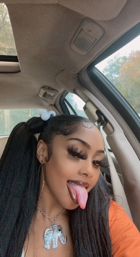 View BIG DADDY ROSE (bodakmamifreepage) OnlyFans 38 Photos and 27 Videos leaks 

 picture 2