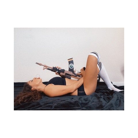 bonniebrass OnlyFans Leaked 

 picture 2