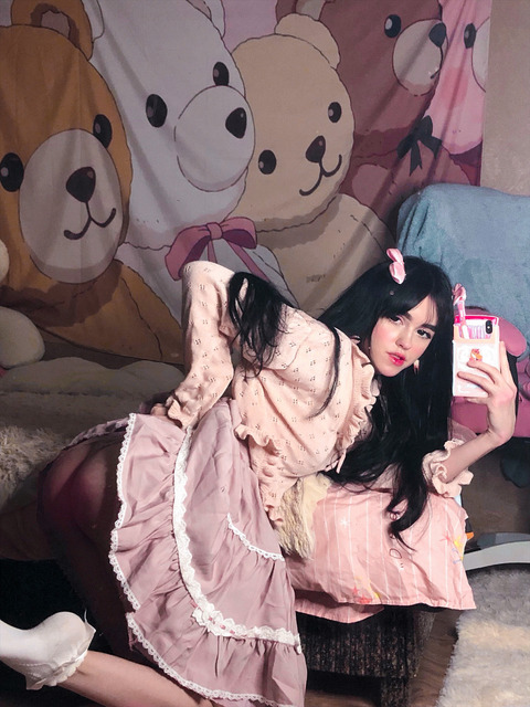 View booheykids (heykids) OnlyFans 5 Photos and 0 Videos leaked 

 picture 2