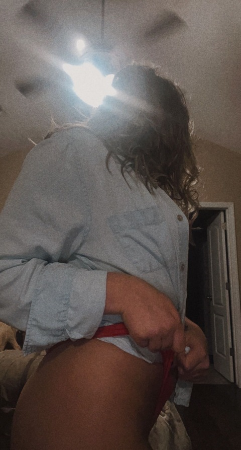 View bookbabe127 OnlyFans videos and photos for free 

 picture 2
