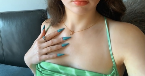 bootylizious OnlyFans Leaked 

 picture 2