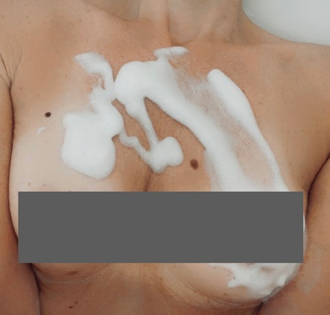 Onlyfans leaks boredhousewife0 

 picture 2