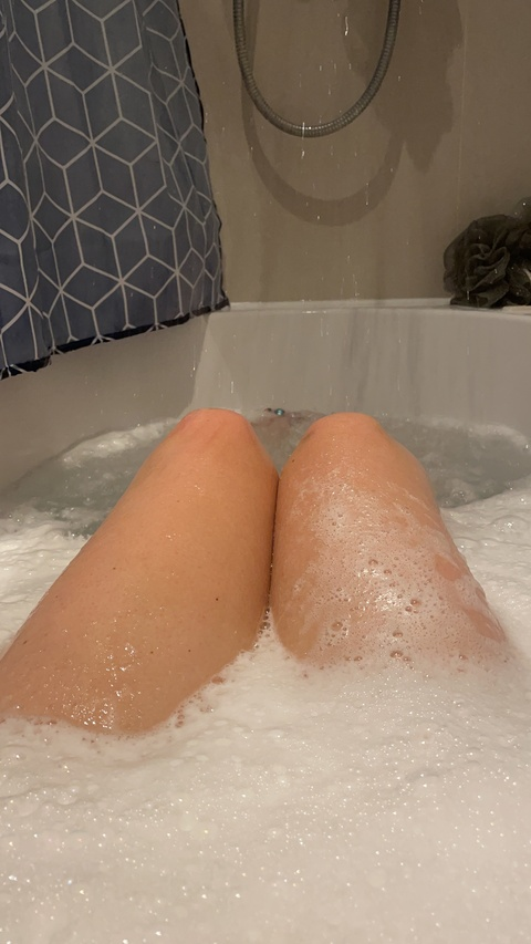boyfriendandhisex (The Boyfriend and his Ex) OnlyFans Leaks 

 picture 2