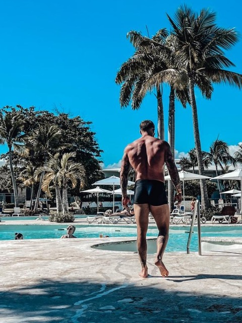 Onlyfans free bradxgold 

 picture 2
