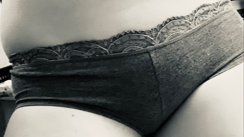 View Skylar (brattykitty01) OnlyFans 50 Photos and 3 Videos leaked 

 picture 2
