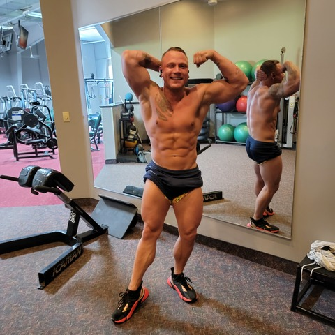 brattysubhunk OnlyFans Leaked (12 Photos and 11 Videos) 

 picture 2