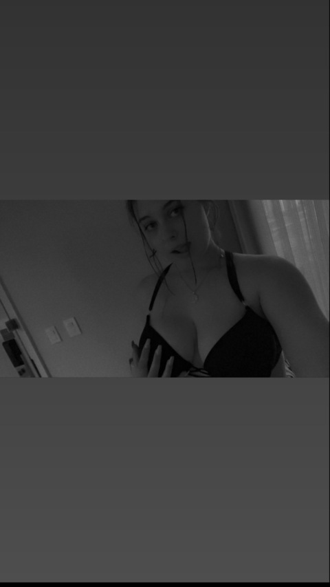View Bre (breana123) OnlyFans 16 Photos and 4 Videos for free 

 picture 2