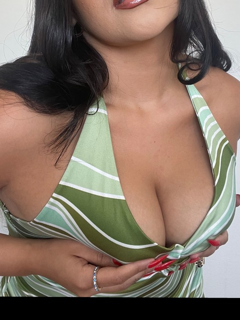 breena (Breena) OnlyFans Leaked Content 

 picture 2