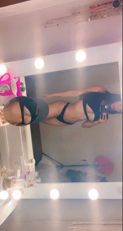 View Brenda Solis (brenda.solis) OnlyFans 20 Photos and 5 Videos leaked 

 picture 2