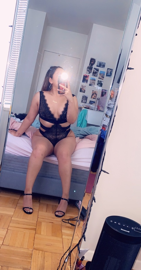 brendaahh OnlyFans Leak 

 picture 2