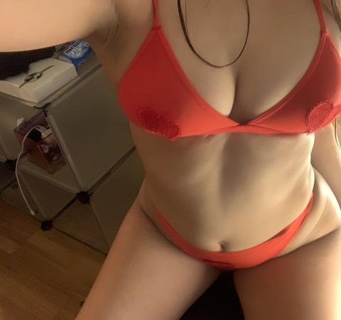 brendaflores OnlyFans Leaked (6 Photos and 3 Videos) 

 picture 2