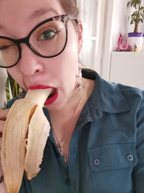 brittanybeebarbie OnlyFans Leaked (1659 Photos and 213 Videos) 

 picture 2
