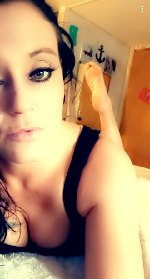 brittanylashae (Brittany LaShae Holt) free OnlyFans Leaked Pictures and Videos 

 picture 2