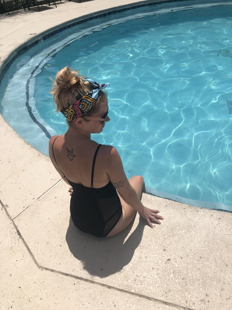 View Brooke (brookiebabe2615) OnlyFans 11 Photos and 0 Videos gallery 

 picture 2