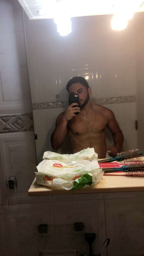 brrrr21 (LP) free OnlyFans Leaked Videos and Pictures 

 picture 2
