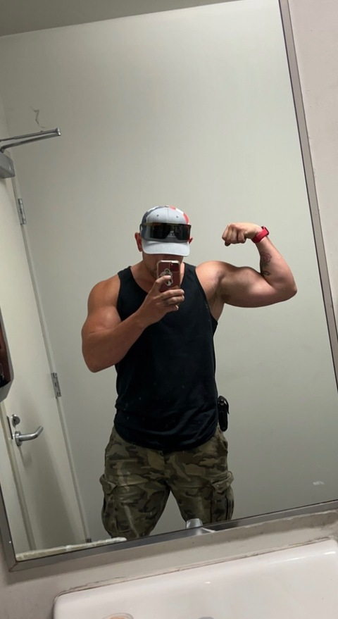 Free access to @brucebnr33 Leaked OnlyFans 

 picture 2