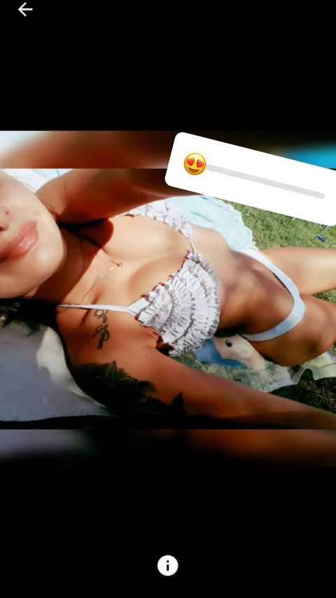 View brunettecute (Lecira♥️) OnlyFans 11 Photos and 1 Videos leaked 

 picture 2