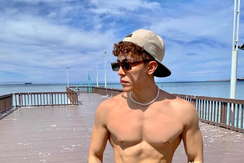 Download bthomasi OnlyFans content for free 

 picture 2