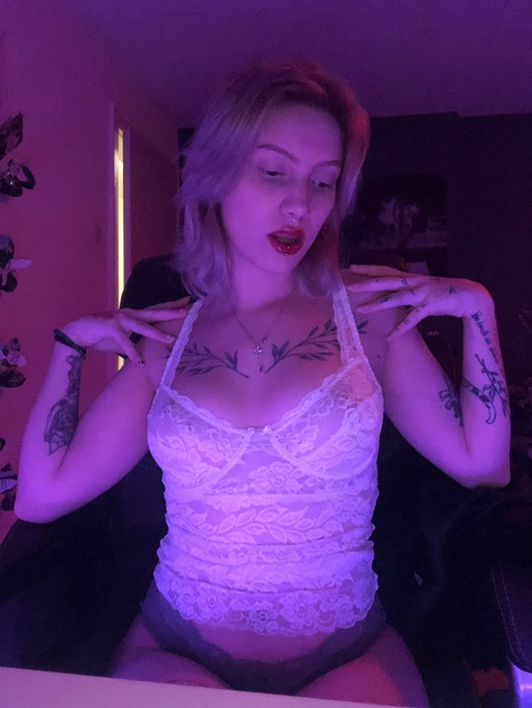 View btnrnl (btnrnl) OnlyFans 16 Photos and 1 Videos leaks 

 picture 2