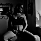 Download budoirdream OnlyFans content for free 

 picture 1