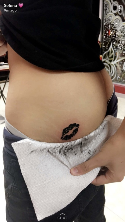 burberryandbitches OnlyFans Leaked (35 Photos and 4 Videos) 

 picture 2