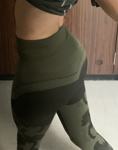 buutyelf OnlyFans Leaked 

 picture 2