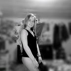 View bwells24 (Brittany wells) OnlyFans 21 Photos and 0 Videos gallery 

 picture 1