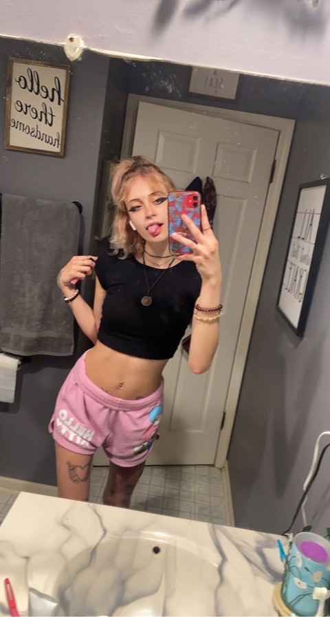 bxnnibabe (Livi) OnlyFans Leaked Videos and Pictures 

 picture 2