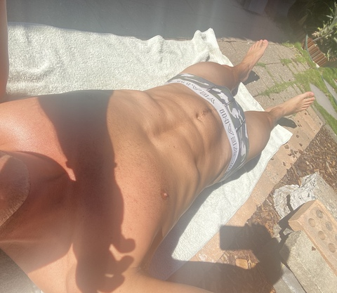View byronbay (Darcy) OnlyFans 46 Photos and 51 Videos leaked 

 picture 2