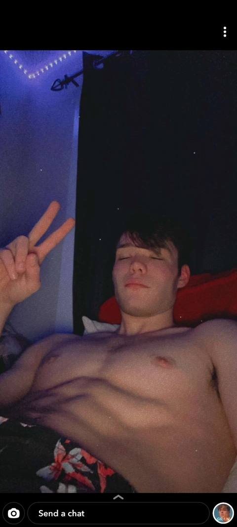 cakemaster69 OnlyFans Leaked (62 Photos and 30 Videos) 

 picture 2