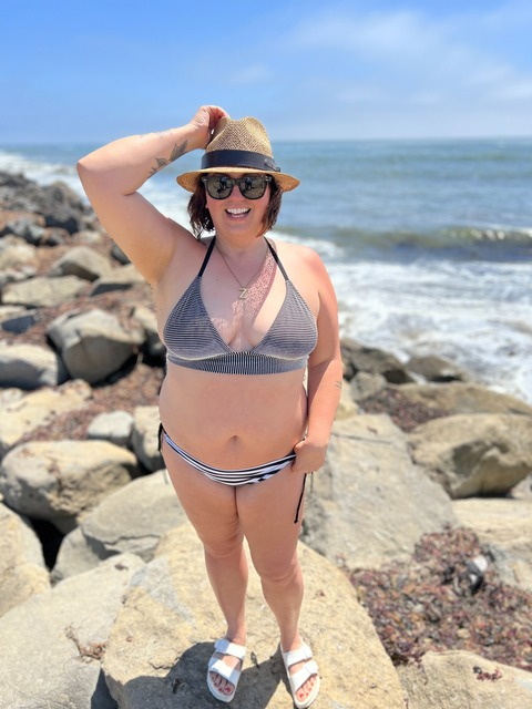 Download california.girl.77 OnlyFans content for free 

 picture 2