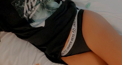 caligirl_8 OnlyFans Leaked (126 Photos and 103 Videos) 

 picture 2