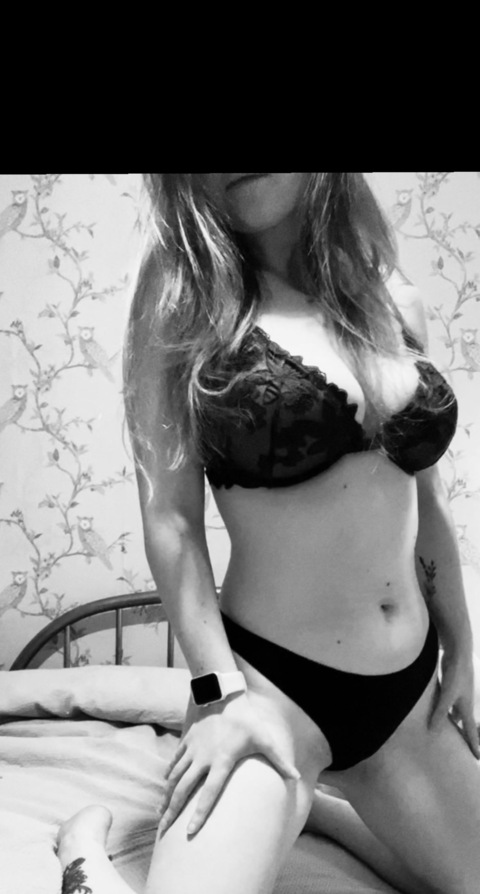 calliesof_xo OnlyFans Leaks (9 Photos and 1 Videos) 

 picture 2