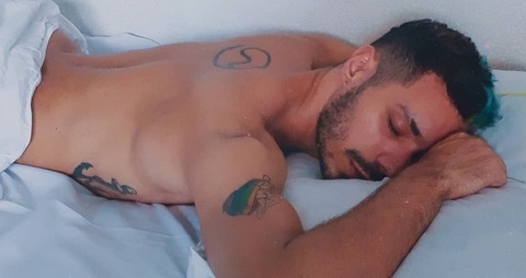 Free access to @calusantos Leaks OnlyFans 

 picture 2