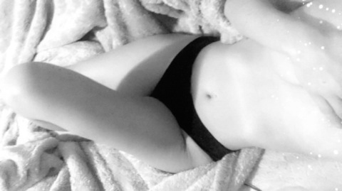 canadianroseh15 OnlyFans Leak 

 picture 2