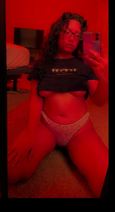 cancertomoon (⛓Cancertomoon⛓) OnlyFans Leaked Content 

 picture 2