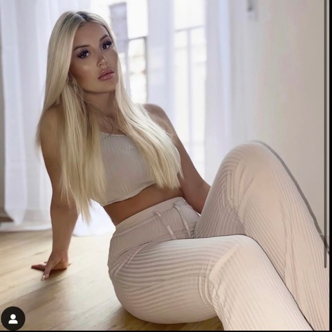 capriana (Sweet Capriana 💖) OnlyFans content 

 picture 2