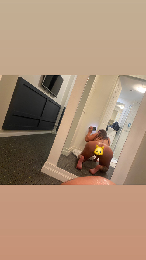 Download carla_domonique OnlyFans content free 

 picture 2