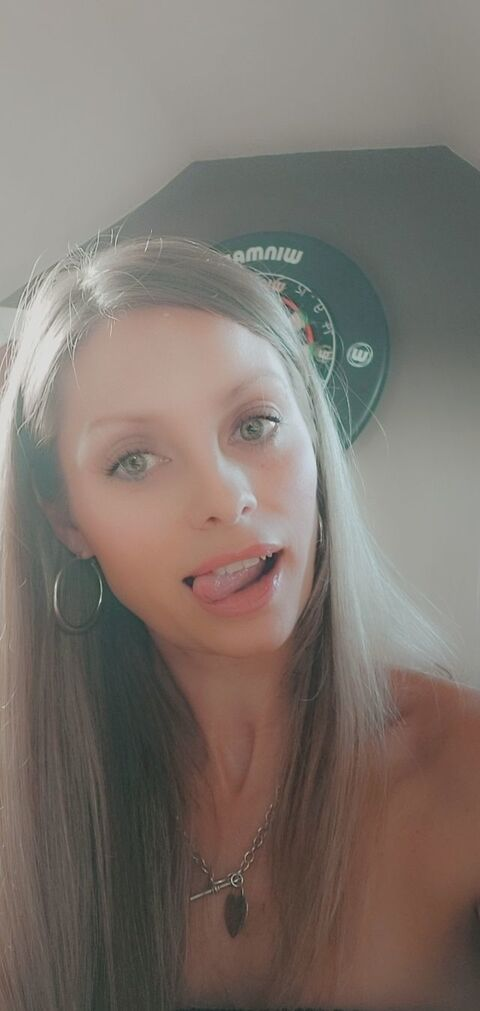 View Car (carlened) OnlyFans 6 Photos and 0 Videos for free 

 picture 2