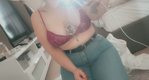 View carley0980 (🌸Carley🌸) OnlyFans 33 Photos and 39 Videos leaks 

 picture 2