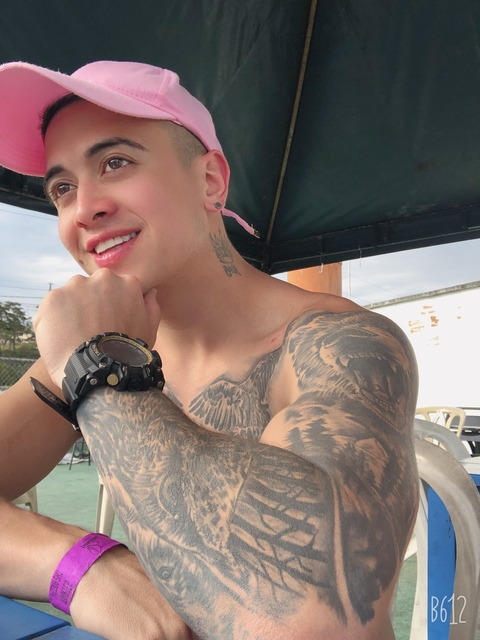 View Carlos Herrera 🔥 (carlosxxx) OnlyFans 62 Photos and 40 Videos leaks 

 picture 2