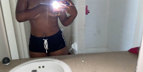 carmel_skin OnlyFans Leaked (7 Photos and 6 Videos) 

 picture 2