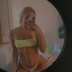 View caroline44 (Caroline ¨̮) OnlyFans 17 Photos and 3 Videos gallery 

 picture 1