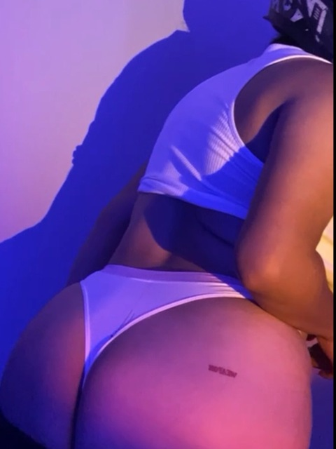 caroline94 OnlyFans Leaked Photos and Videos 

 picture 2