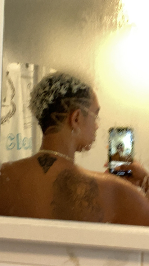 Get Free access to @carreromariah Leaks OnlyFans 

 picture 2