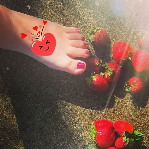 carrotcaketoots OnlyFans Leaked (184 Photos and 53 Videos) 

 picture 2