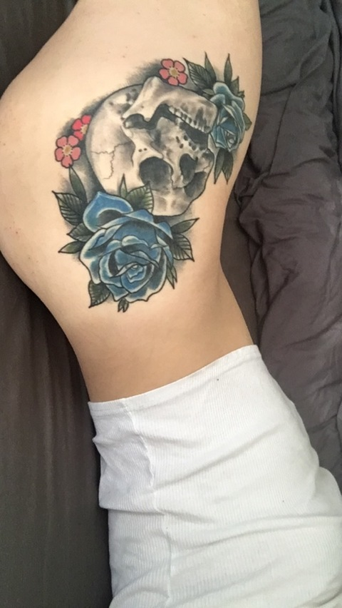 View caryswhite OnlyFans content for free 

 picture 2