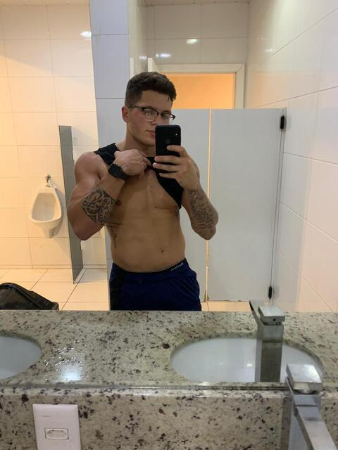 casalfitness69 OnlyFans Leaked 

 picture 2