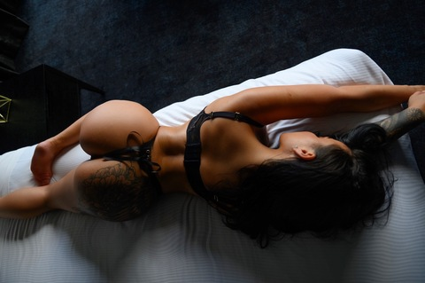 casey.saron OnlyFans Leak 

 picture 2
